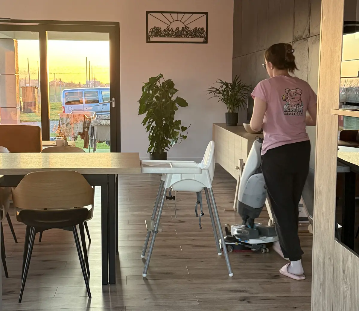 Sprzątanie apteki o powierzchni od 75m2 do 100m2 w Lublinie i okolicach - obrazek 2